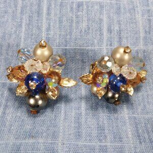 1970s Vintage Screw Back Earrings with Beads and Filigree by Vendome